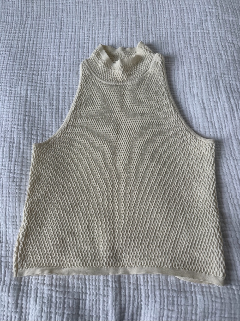 Mittoshop Cream Textured Crop Sleeveless Top
